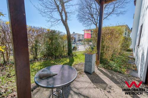 Terrasse vor Besprechungsraum - 