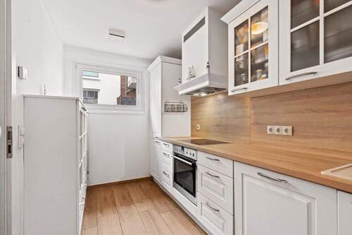 Die kompakte Küche mit Markengeräten - 