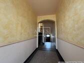 Objektansicht Treppenhaus - Mehrfamilienhaus, Wohnhaus mit 278,40 m&sup2; in Plauen zum Kaufen