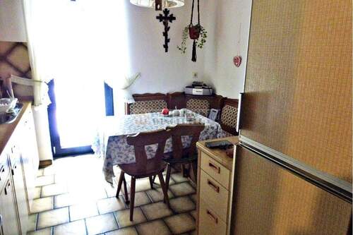 EG Küche - Einfamilienhaus mit 168,80 m&sup2; in Regensburg zum Kaufen