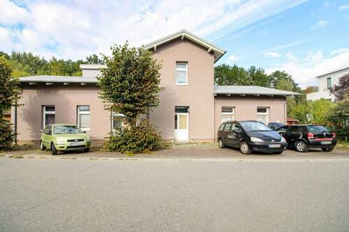 Außenansicht (2) - 9 Zimmer Mehrfamilienhaus, Wohnhaus zum Kaufen in Fahrenkrug