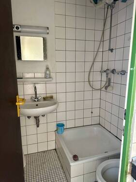 Bad - 2 Zimmer Etagenwohnung in Trier