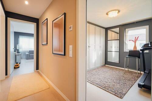 Hausflur OG visualisiert - 