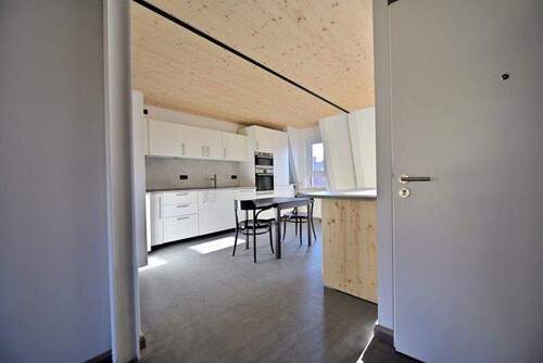 Blick in die Wohnung - 2 Zimmer Etagenwohnung zur Miete in Nürnberg