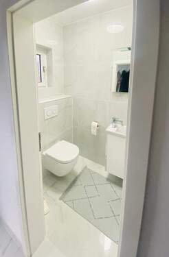 Gäste-WC Erdgeschoss.jpg - 