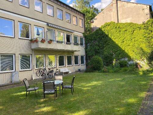 Rückansicht - 6 Zimmer Etagenwohnung zum Kaufen in Berlin