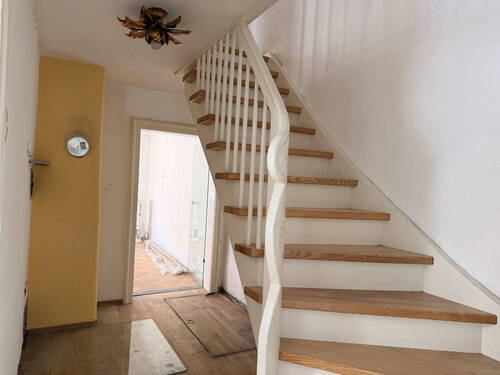 Gang / Treppe zum OG - 