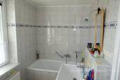 Badezimmer im Erdgeschoss - 