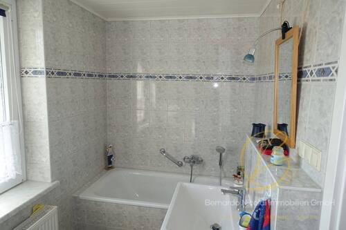 Badezimmer im Erdgeschoss - 