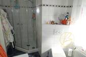Badezimmer im 1. Obergeschoss - 