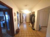 Flur - 4 Zimmer Etagenwohnung zum Kaufen in Rheinstetten