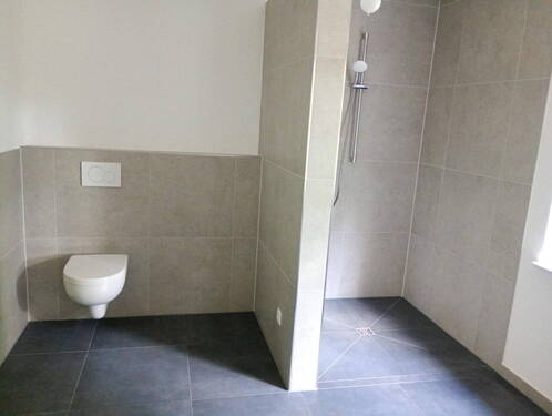 Bad EG mit begehb. Dusche - Doppelhaushälfte mit 130,00 m&sup2; in Löningen zur Miete