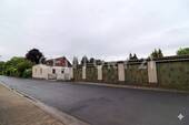 Ansicht Garagen - Mehrfamilienhaus, Wohnhaus mit 200,00 m&sup2; in Braunschweig zum Kaufen