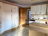 Küche2 - Mehrfamilienhaus, Wohnhaus mit 266,00 m² in Sandberg zum Kaufen