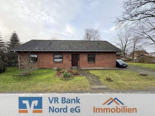 . - Wohnen zur ebenen Erde in schöner Ortsrandlage nahe des Langenberger Forstes -EFH mit Garage-