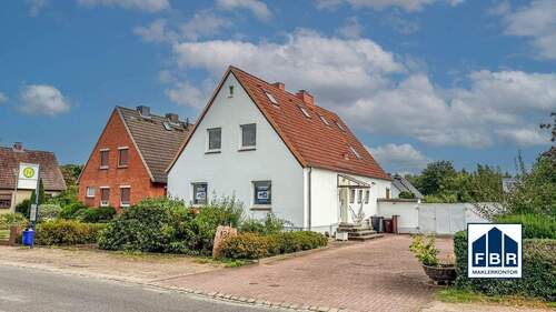 Großzügige Auffahrt - 