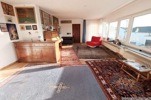 OG Wohnzimmer mit Essplatz - 