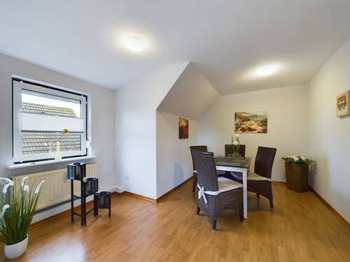 Esszimmer - 3 Zimmer Etagenwohnung zur Miete in Husum