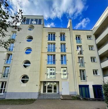 Hausansicht - Eigennutzer aufgepasst - Vollmöblierte Wohnung in zentrumsnaher Lage mit Terrasse!