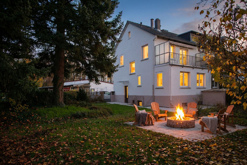 Hinterhausansicht mit Gartenterrassse Vision - Reihenendhaus mit 114,20 m&sup2; in Frankfurt am Main zum Kaufen