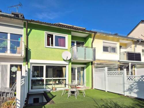 Schöner Terrassenbereich - 