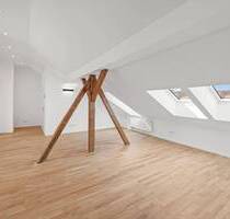 Exklusive 2-Zimmer-Dachgeschosswohnung - hochwertig ausgebaut & sofort bezugsbereit - Nürnberg Langwasser