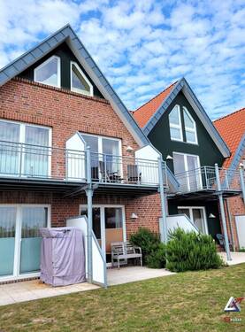 Ansicht Terrasse und Balkon - 