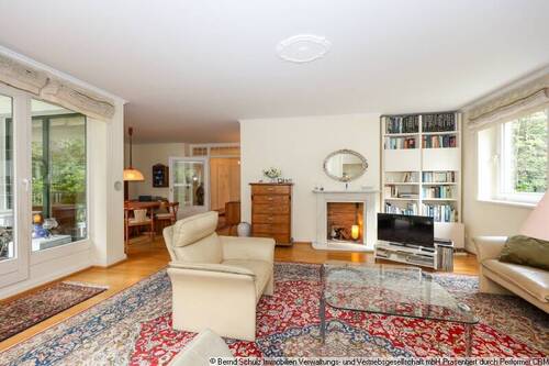 3 Wohnzimmer - 5 Zimmer Etagenwohnung in Hamburg