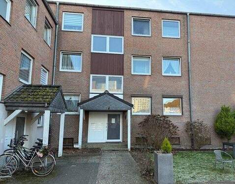 Außenansicht - 3 Zimmer Etagenwohnung zum Kaufen in Delmenhorst