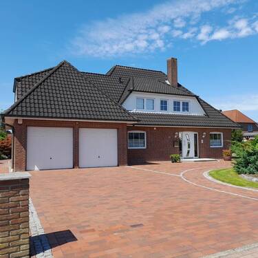 Ansicht Straße - 5 Zimmer Einfamilienhaus in Elsfleth