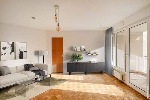 Wohnzimmer - City-Living in Mitte: 2-Zimmer-Wohnung mit Südloggia