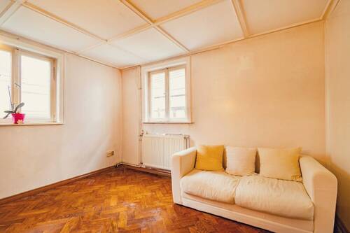 Wohnzimmer EG mit Echtholzboden - 