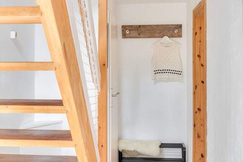 Treppenhaus Einliegerwohnung Erdgeschoß - 