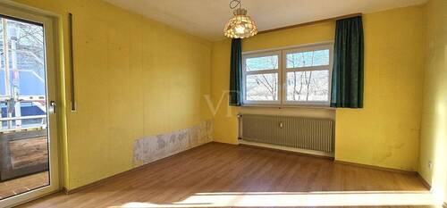 Schlafzimmer mit Balkonzugang - 