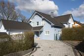 Frontansicht 1 - Einfamilienhaus in Messerich Provisionsfrei: Großzügiges Wohnen in ruhiger Lage