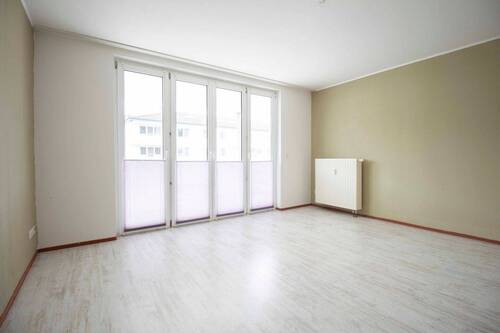 Wohnzimmer II - 4 Zimmer Einfamilienhaus zum Kaufen in Karlshagen