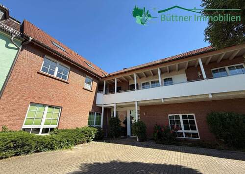 Physiotherapie EG, 1 Büro und Wohnungen OG+DG - 