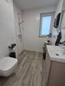 EG: Bad mit Dusche
- 