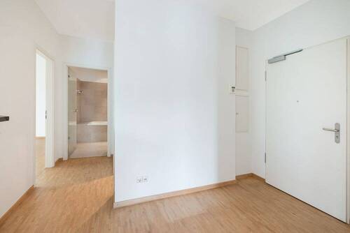 Diele - 3 Zimmer Etagenwohnung zum Kaufen in Frankfurt am Main