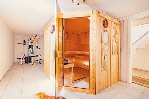 Sauna UG - 