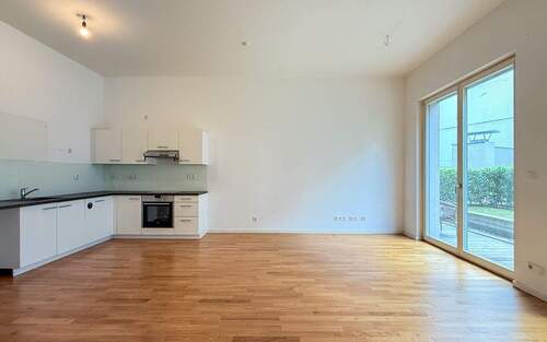 Wohnzimmer - 3 Zimmer Etagenwohnung in Berlin