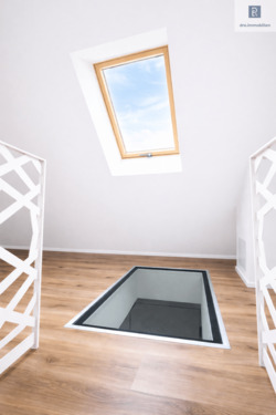 Spitzboden mit Oberlicht - 