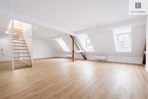 Heller, loftartiger Wohnbereich - 2 Zimmer Etagenwohnung zur Miete in Köln