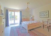 Schlafzimmer im Erdgeschoss - 