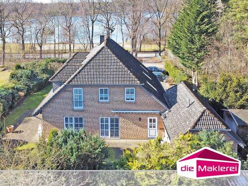 Einfamilienhaus mit Einliegerwohnung und Seeblick - Attraktives Einfamilienhaus mit Einliegerwohnung und Seeblick