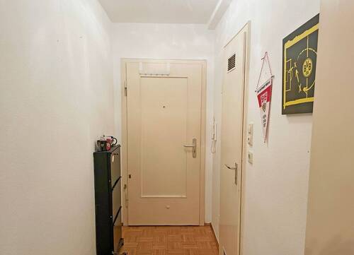 Flur - Etagenwohnung zum Kaufen in Stuttgart