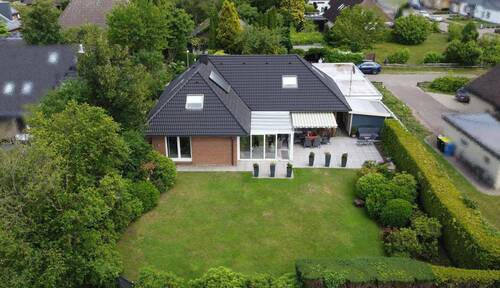 Hausansicht_oben_hinten - 6 Zimmer Einfamilienhaus zum Kaufen in Sottrum