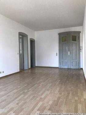 Wohnzimmer - 2 Zimmer in Radebeul - 2 Zimmer Etagenwohnung in Radebeul