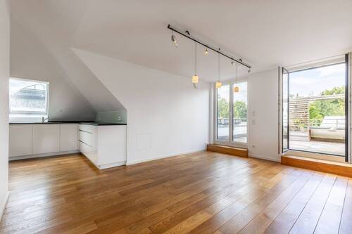 Blick auf die Terrasse - 