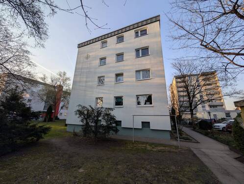 Seitenansicht - Etagenwohnung mit 71,50 m&sup2; in Celle zum Kaufen